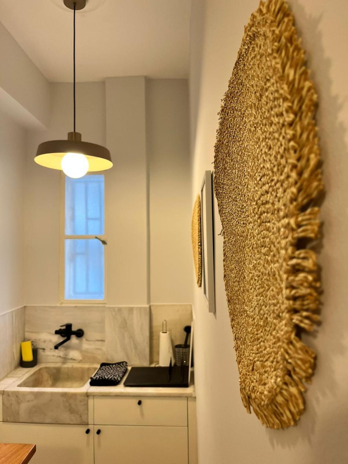 Exarcheia Urban Studio Apartment Atenas Exterior foto